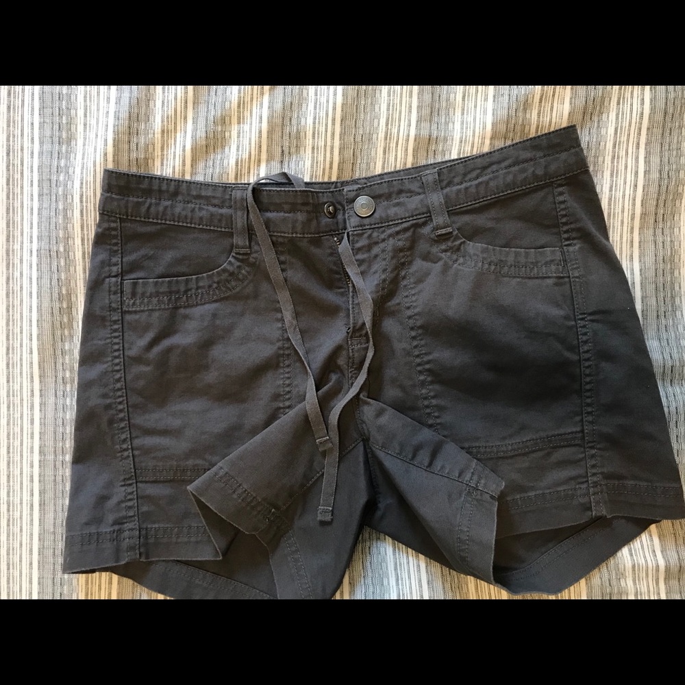 Northface hiking shorts